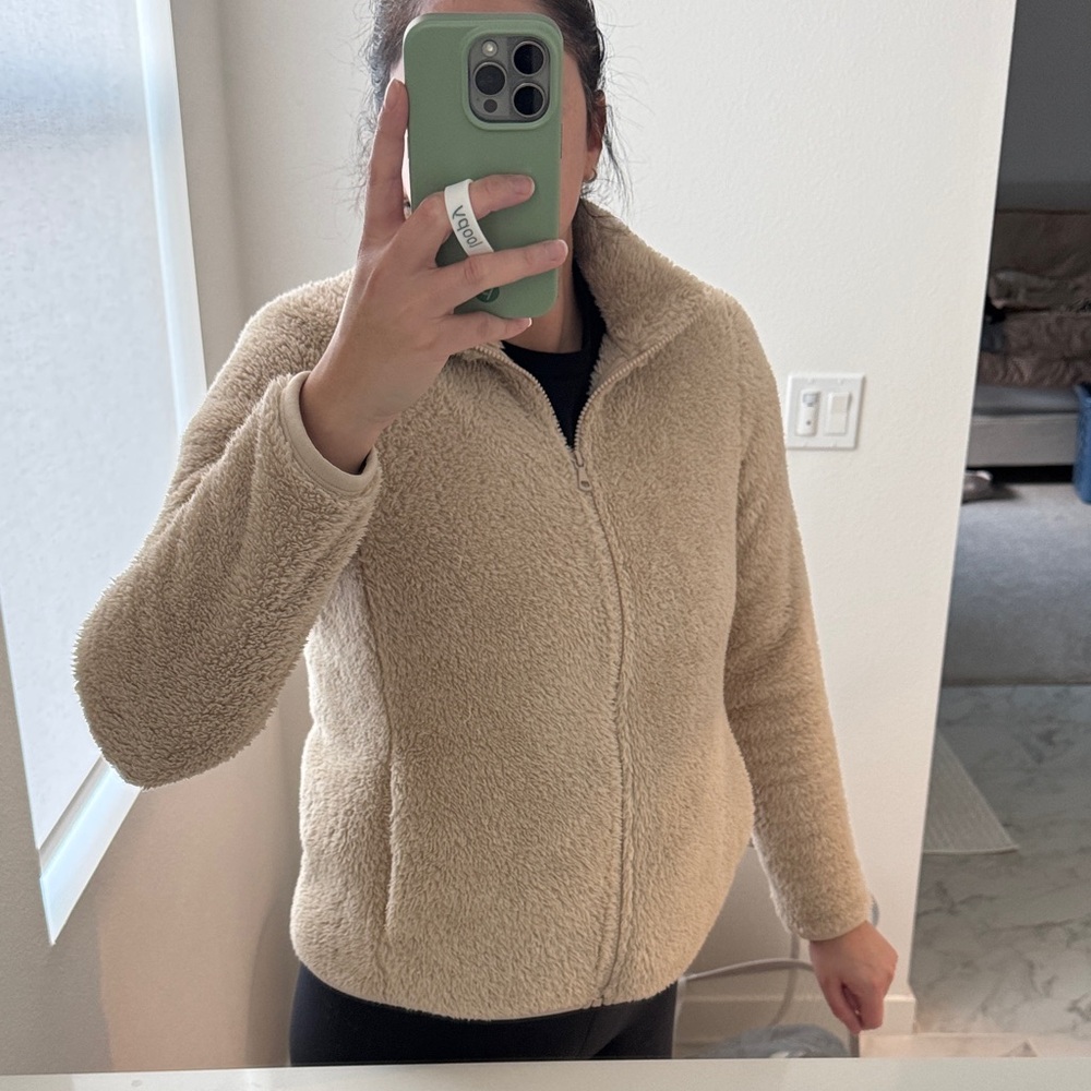 UNIQLO Fluffy Yarn Jacket